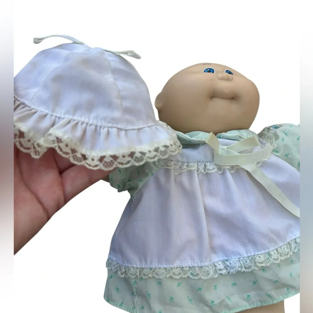 Cabbage Patch Kids Preemie  1978 1982 Xavier Roberts Blue Eyes Original Outfit